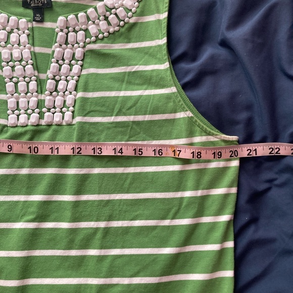 Talbots size xl beaded collar top - Picture 4 of 6